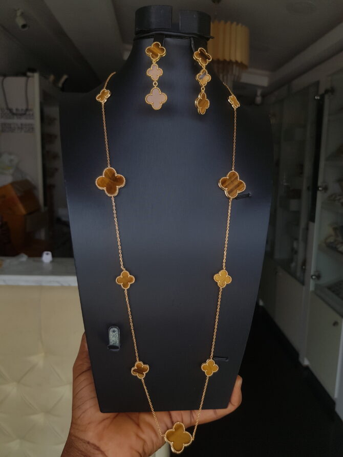 Brazilian Gold Brown Vancleef Long-Chain With Earrings